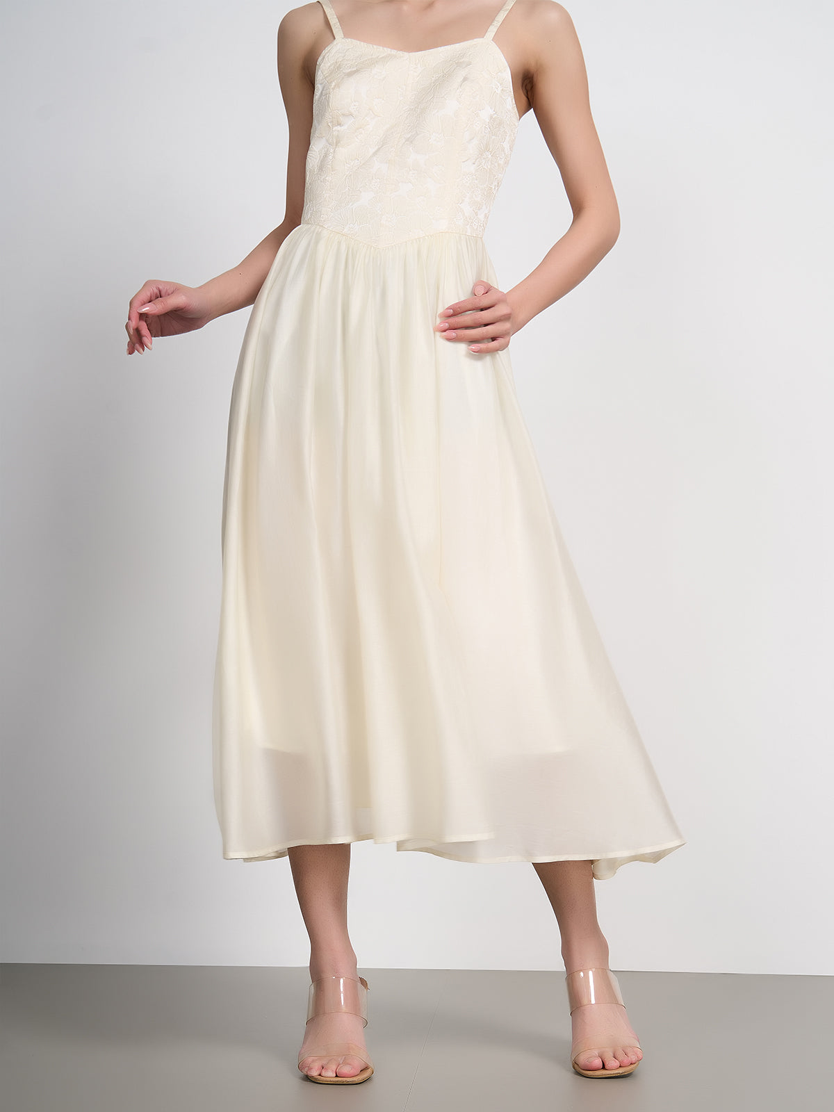 Elegant Tulle Midi Dress